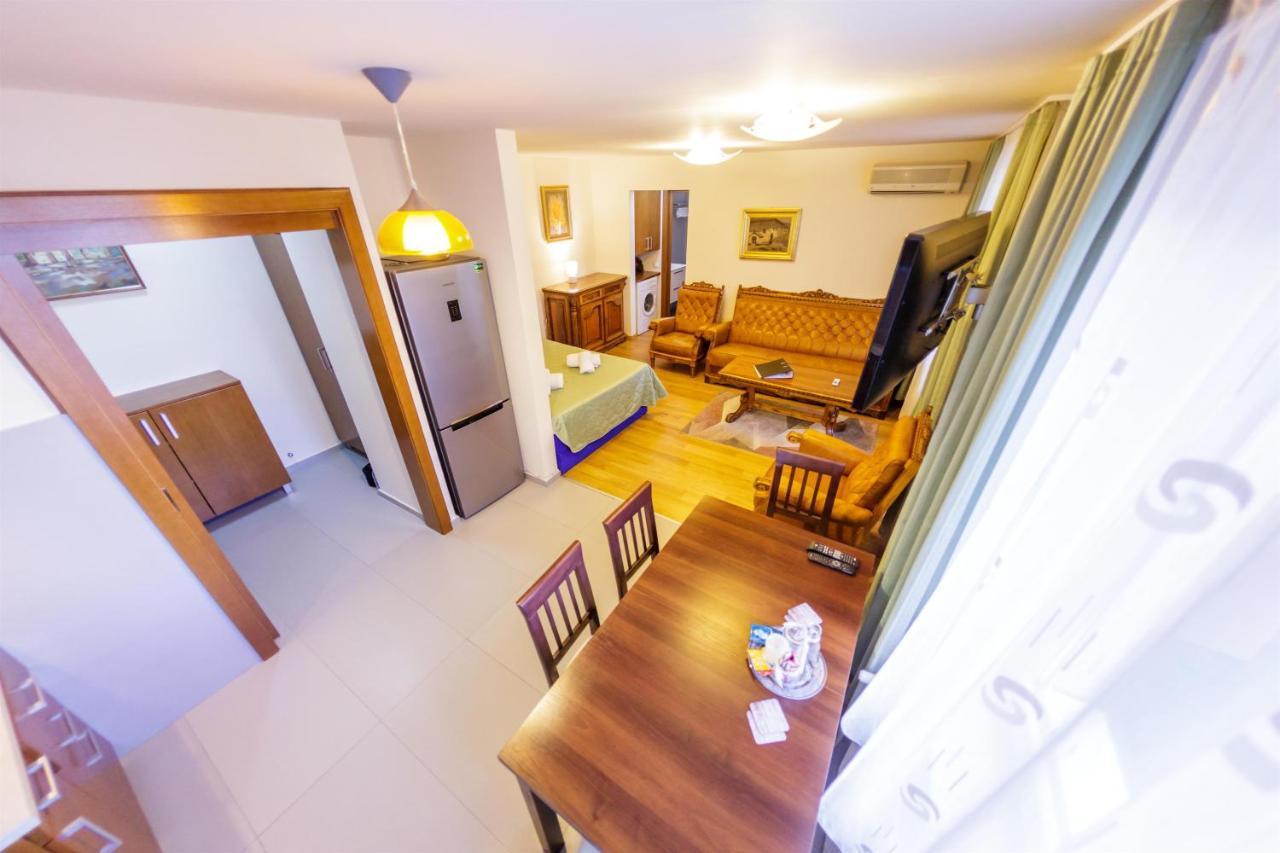 Apartament Family Rivulus 8 바이아마레 외부 사진