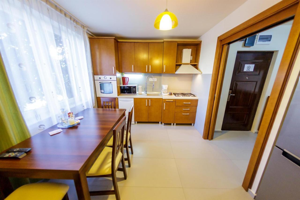 Apartament Family Rivulus 8 바이아마레 외부 사진