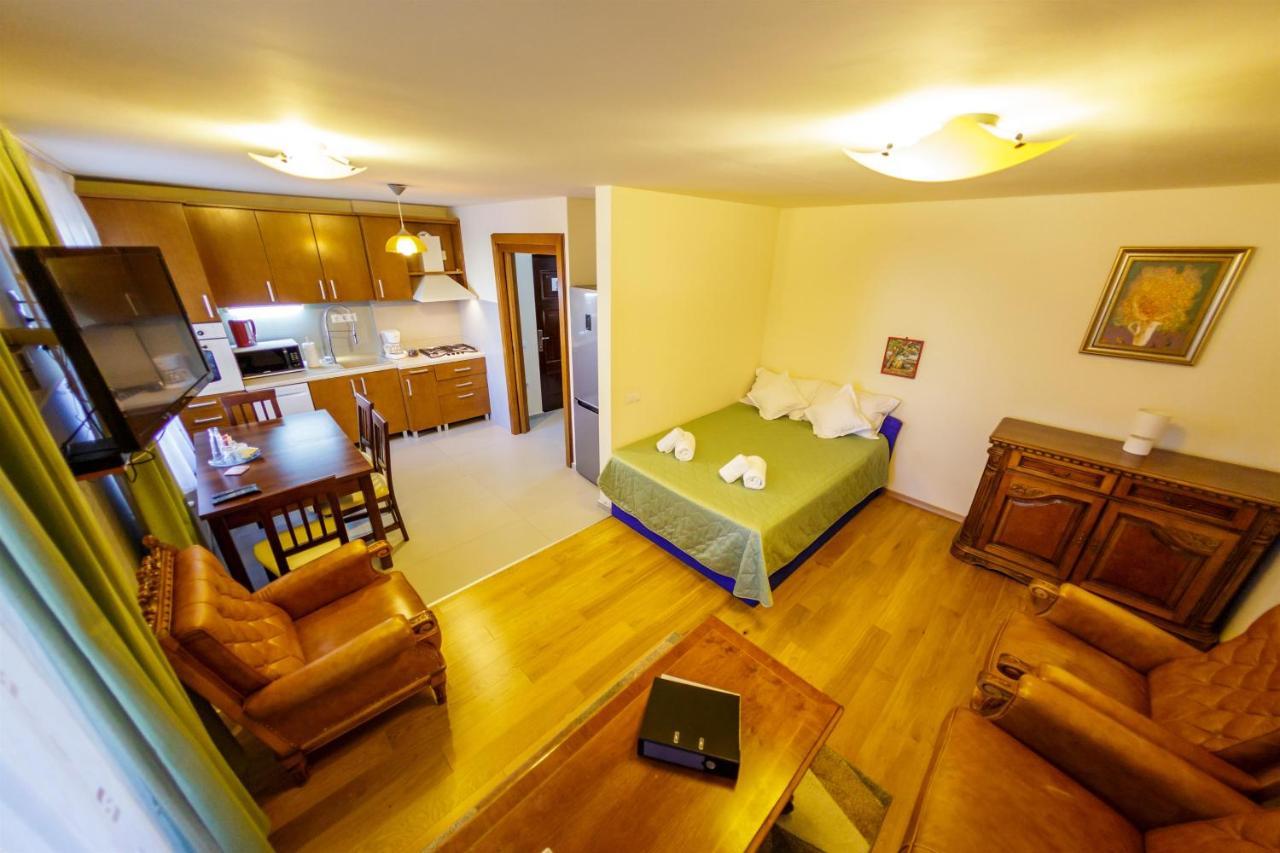 Apartament Family Rivulus 8 바이아마레 외부 사진